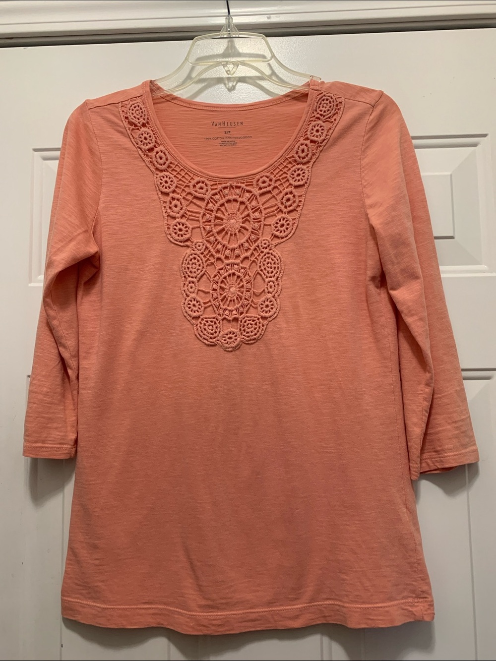 4/$10 Van Heusen 100% Cotton Peach Coral Crochet Yoke Long Sleeve Tee Size Small